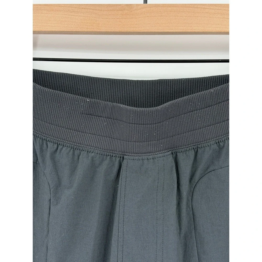Alo Yoga Explorer Jogger Pants S Technical Grey Athleisure Activewear Stretch